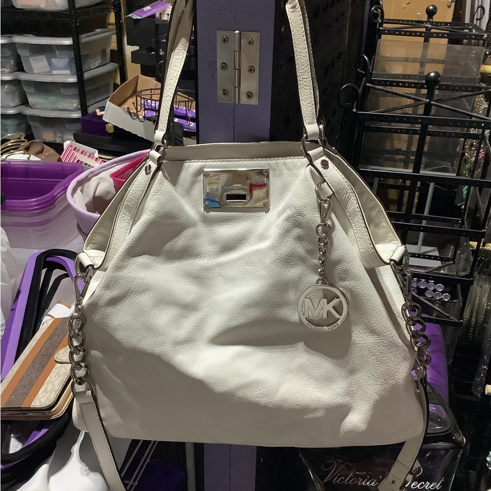 Authentic purses - Picture 15 of 15
